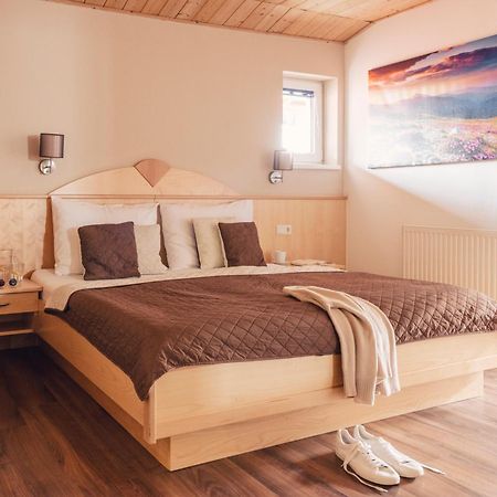 Pitzis Kinderhotel - Family Only Arzl im Pitztal Exterior foto